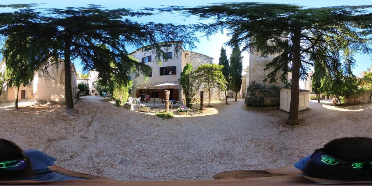 Srecko Apartment Bale Exterior photo